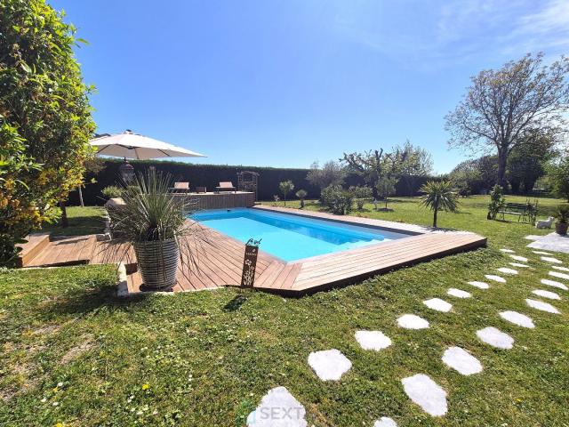 Maison 6 pièces 198 m²