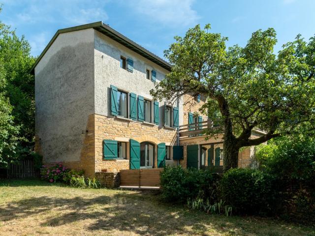 Maison 6 pièces 198 m²
