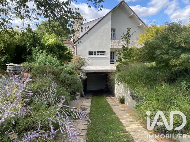 Maison 6 pièces 198 m²