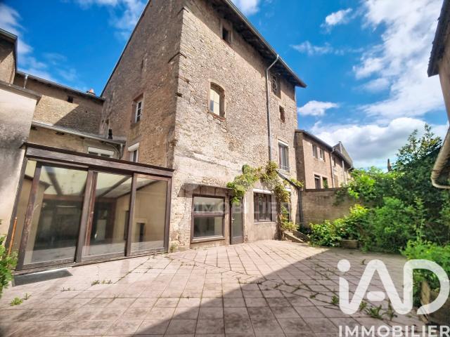 Maison 6 pièces 198 m²