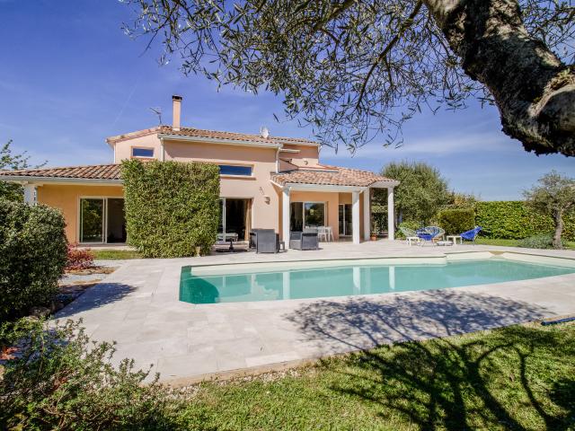 Maison 6 pièces 199 m²