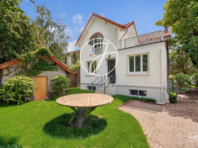 Maison 6 pièces 199 m²