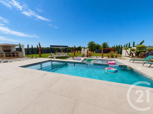 Maison 6 pièces 199 m²