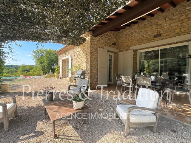 Maison 6 pièces 199 m²