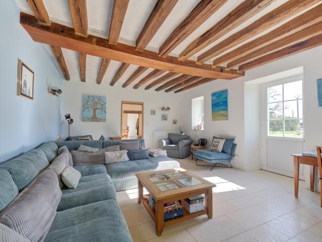 Maison 6 pièces 190 m2 à Reugny avec grange de 190 m2