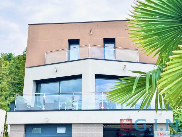 Maison 6 pièces 190 m²