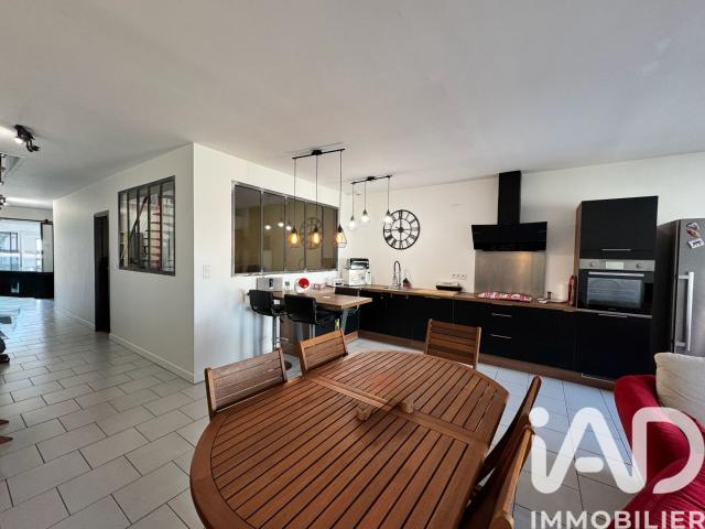 Maison 6 pièces 190 m²