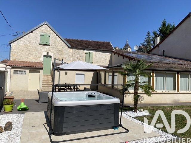 Maison 6 pièces 190 m²