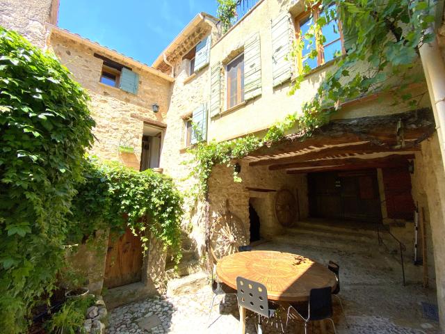 Maison 6 pièces 190 m²
