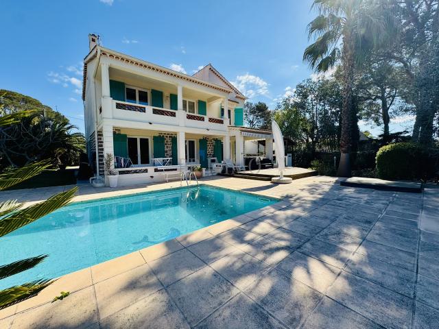 Maison 6 pièces 190 m²