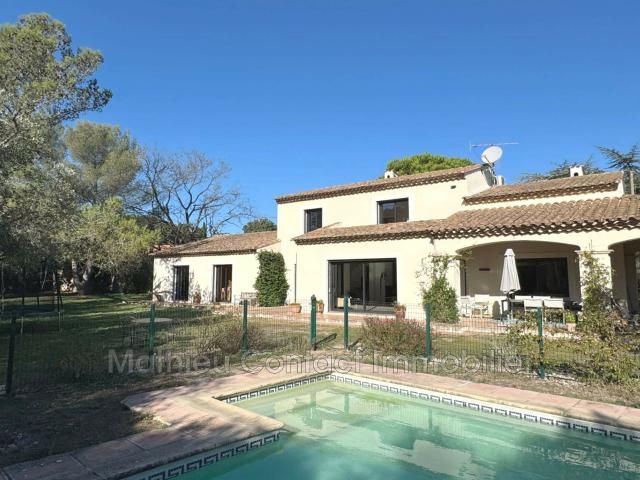 Maison 6 pièces 190 m²