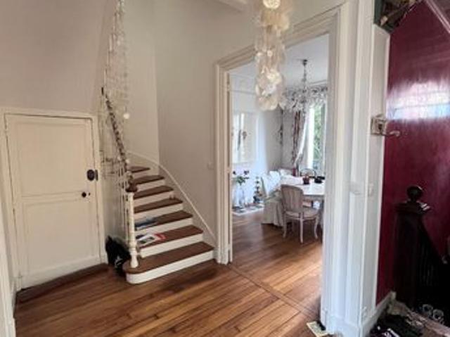 Maison 6 pièces 190 m²