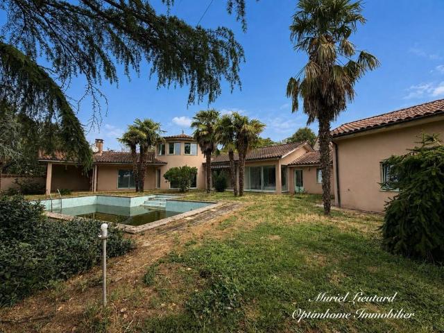 Maison 6 pièces 190 m²