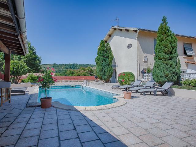 Maison 6 pièces 190 m²