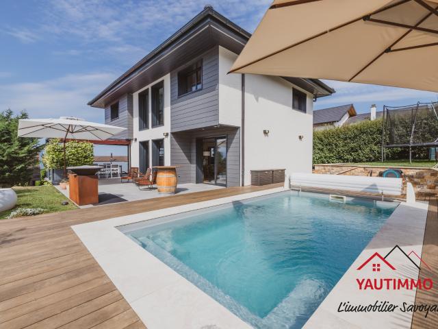 Maison 6 pièces 190 m²