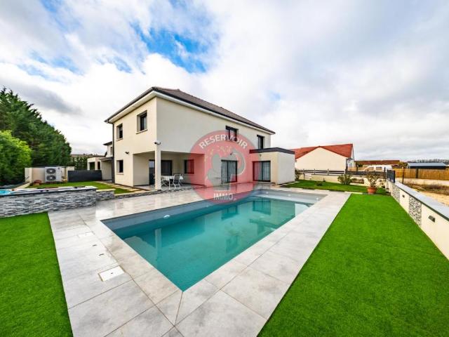 Maison 6 pièces 190 m²