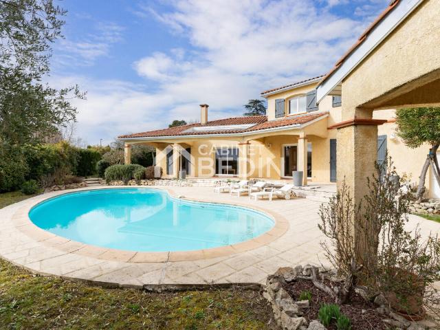 Maison 6 pièces 190 m²