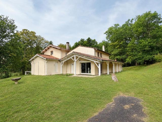Maison 6 pièces 191 m²