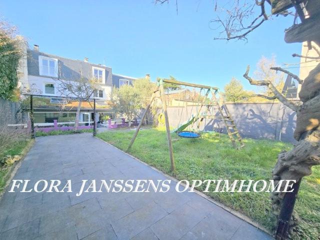 Maison 8 pièces 191 m²