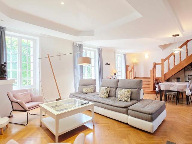 Maison 6 pièces 191 m²