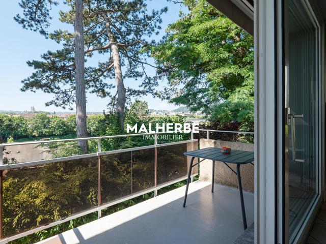 Maison 6 pièces 192 m²
