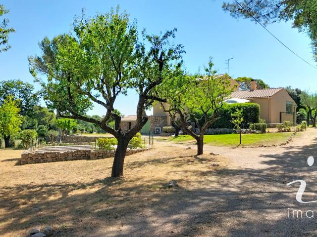 Maison 6 pièces 192 m²