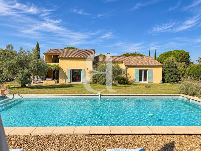 Maison 6 pièces 192 m²