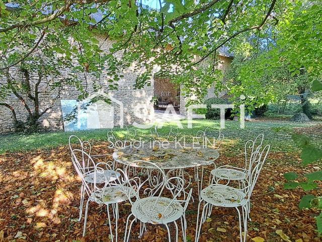 Maison 6 pièces 192 m²