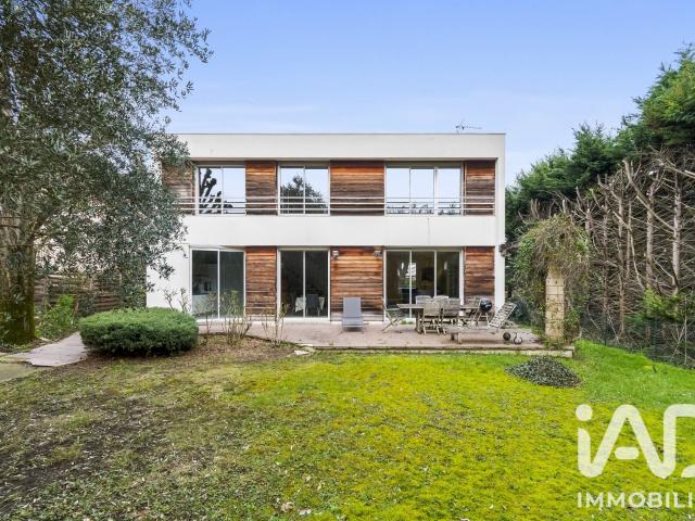 Maison 6 pièces 192 m²