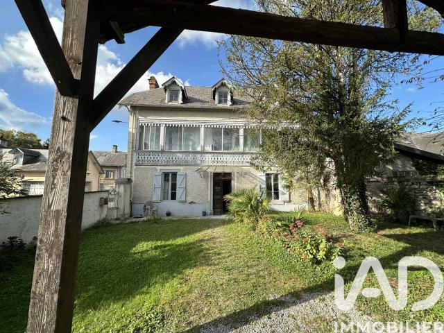 Maison 6 pièces 192 m²