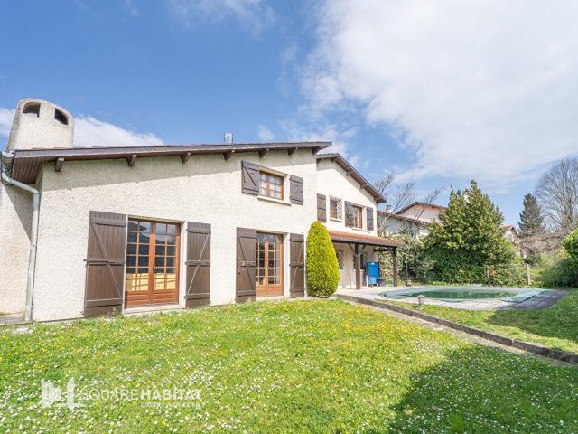 Maison 6 pièces 192 m²