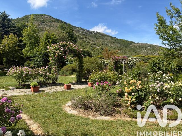 Maison 6 pièces 160 m²