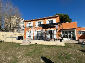 Maison 6 pièces 193 m²
