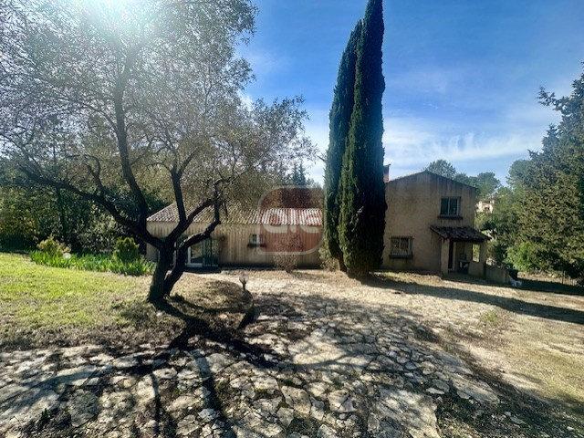 Maison 6 pièces 193 m²
