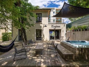 Maison 6 pièces 204 m²
