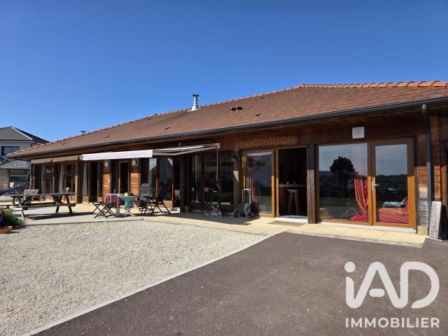 Maison 6 pièces 204 m²