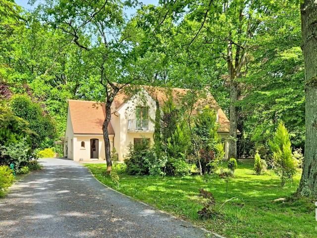 Maison 6 pièces 204 m²