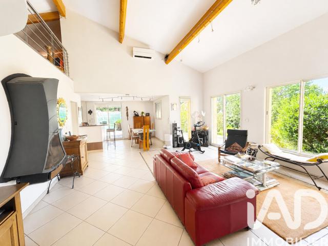 Maison 6 pièces 204 m²