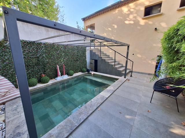 Maison 6 pièces 204 m²