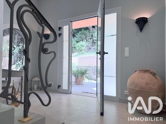 Maison 6 pièces 204 m²