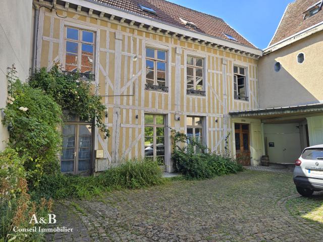 Maison 6 pièces 204 m²