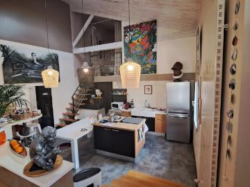 Maison 6 pièces 204 m²