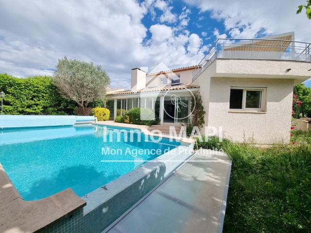 Maison 6 pièces 204 m²