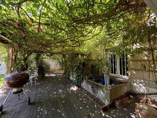 Maison 6 pièces 205 m²