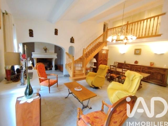 Maison 6 pièces 205 m²
