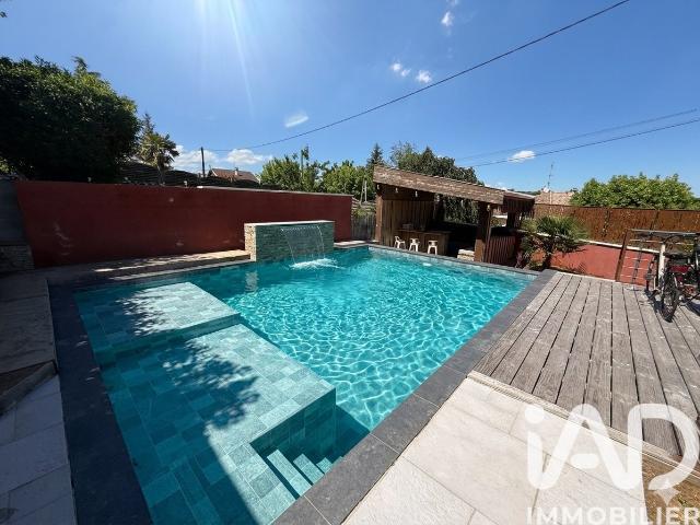 Maison 6 pièces 205 m²
