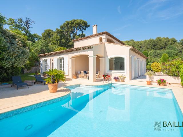 Maison 6 pièces 206 m²