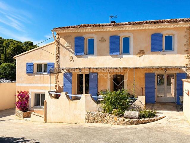 Maison 6 pièces 206 m²