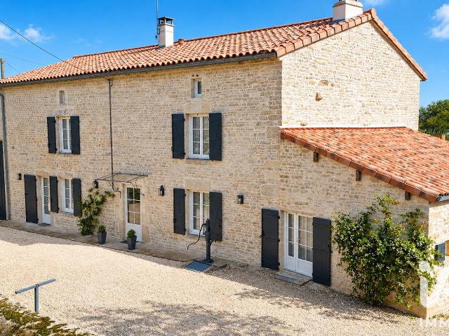 Maison 6 pièces 206 m²