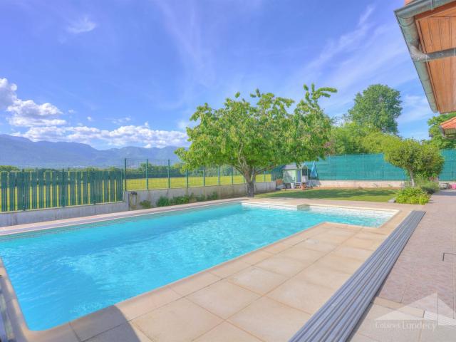 Maison 6 pièces à vendre Ornex 207m² Ornex